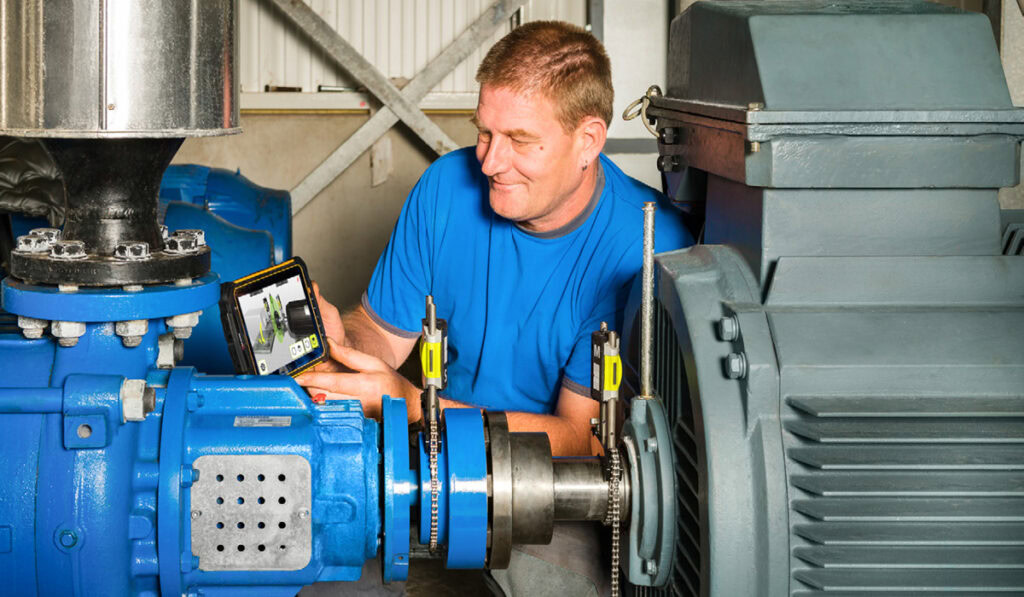 Precisie uitlijning van pompen door onze servicemonteurs