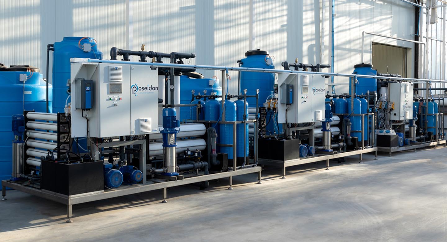 3 poseidon waterzuiveraars naast elkaar