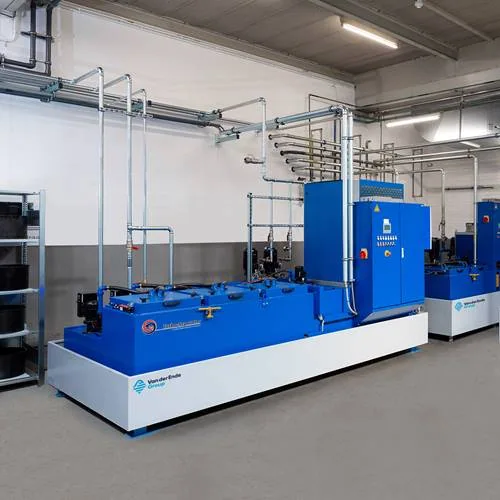 Industriële centrifuge geïnstalleerd bij fabriek