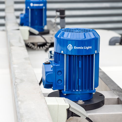 Enmix Light eigen innovatie middentoerige mixer met rvs 316 as in praktijk